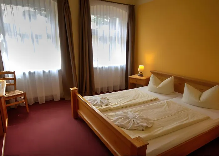 Zum Jungen Fritz Gast- Logierhaus 3* راينزبرج