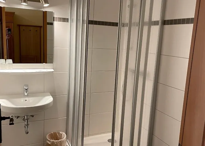 Zum Jungen Fritz Gast- Logierhaus راينزبرج